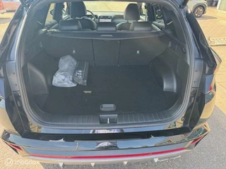 Hyundai Tucson Hyundai Tucson 1.6 T PHEV 265pk  N Line 4WD  65km Electr rijden  hierna Hybride , N-Line Luxe uitvoering ,  360o camera ,  Dodehoek detectie , Electr achterklep  03-2027 Fab Garantie - afbeelding nr 25