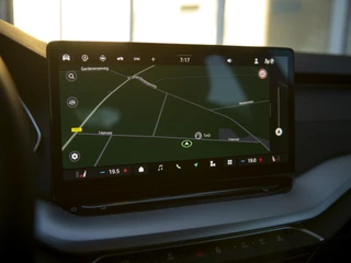 Škoda Octavia Škoda Octavia Combi 1.5 TSI MHEV Business Edition Plus | Matrix LED | Chrome pakket | Stoel-, Stuur- & voorruitverwarming | Navi 13inch | Elektr.trekhaak | El. achterklep m.sensor | ACC | - afbeelding nr 16