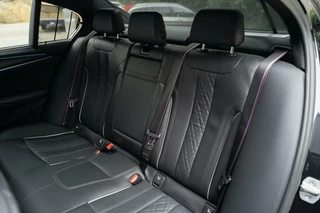 BMW 5 Serie BMW 5-serie 545e xDrive M Sport Pro B&W Pano 360c 20'' Nappa - afbeelding nr 32
