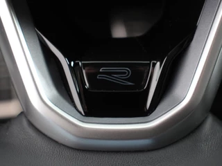 Volkswagen Golf Volkswagen Golf 1.5 eTSI 150pk DSG R-Line | Panorama dak | Navigatie | Apple Carplay/Android Auto | Climate Control | Camera | Dab | Extra Getint Glas | Adaptive Cruise Control | Virtual Cockpit | Lichtmetalen Velgen - afbeelding nr 33