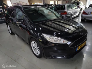 Ford Focus Ford Focus Wagon 1.0 Titanium Edition/Cruise/Airco/Trekhaak - afbeelding nr 15
