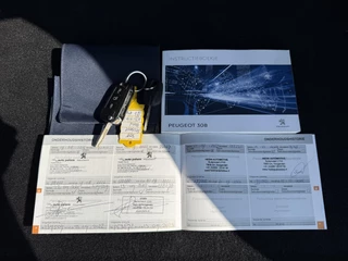 Peugeot 308 Peugeot 308 SW 1.2 PureTech Style 1e Eigenaar,Pano,Navi,131pk,Trekhaak,6 Bak,Clima,Cruise,Pdc,Lm Velgen,Dealer Onderhouden,Apk tot 11-2025 - afbeelding nr 21