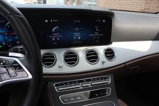 Mercedes-Benz E-Klasse Mercedes-Benz E-Klasse 300 e Business Solution / Panoramadak / 360Camera / Leder / 18'' / Virtual Cockpit / LED Koplampen / Stoelverwarming / Cruise Control - afbeelding nr 19