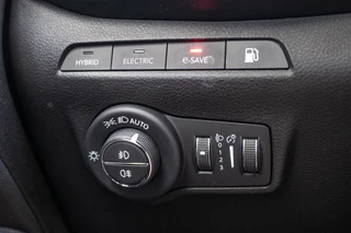 Jeep Compass Jeep Compass 4xe 240 Plug-in Hybrid Electric S - All-inrijklrprs | pano schuif-k dak - afbeelding nr 41