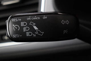 SEAT Leon SEAT Leon 1.0 TSI Style | Full LED | Carplay | Keyless |  Navigatie | Parkeerhulp | Climate control | Cruise control | Getint glas - afbeelding nr 13