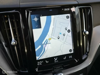 Volvo XC60 VOLVO XC60 2.0 T6 RECHARGE AWD R-DESIGN PANO ACC TREKHAAK CAMERA - afbeelding nr 17