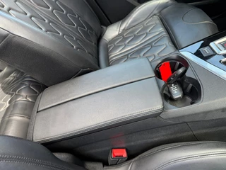 Peugeot 3008 Peugeot 3008 1.6 PureTech GT Line|Pano|Massage|Trekhaak|Leer - afbeelding nr 31
