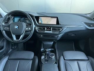 BMW 1 Serie BMW 1-serie 118i Sport High Executive LEDER*CAMERA*SPORTSTOEL - afbeelding nr 2