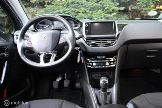 Peugeot 208 Peugeot 208 1.2 VTi Allure/Navi/Pdc/All season/ - afbeelding nr 20