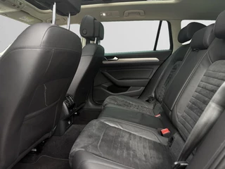 Volkswagen Passat Volkswagen Passat Variant GTE 2016 | Navi | Panodak | Camera | Trekhaak | Dealeronderhouden - afbeelding nr 29