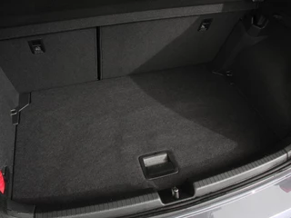 Volkswagen Polo Volkswagen Polo 1.0 TSI Move  Navigatie App Connect / Android Auto / Apple Carplay Climate Control Parkeer sensoren Lichtmetalen Velgen Dab Digitale Cockpit - afbeelding nr 33