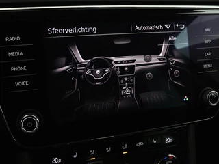 Škoda Superb Skoda Superb 1.4 TSI iV Laurin & Klement | Leder | Trekhaak |  Adaptive cruise | Stoelverwarming | Canton Sound | Navigatie | Memory | Full LED | Keyless | Carplay | PHEV - afbeelding nr 32