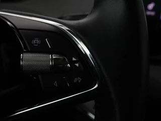 Škoda Enyaq iV Skoda Enyaq iV 60 | Trekhaak | Camera | Sfeerverlichting |  Carplay | Full LED | Navigatie | Cruise control | Bluetooth | Parkeerhulp | DAB - afbeelding nr 18