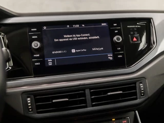 Volkswagen Polo Volkswagen Polo 1.0 TSI R-Line Sport (SCHUIFDAK, VIRTUAL COCKPIT, APPLE CARPLAY, GROOT NAVI, CLIMATE, SPORTSTOELEN, LED KOPLAMPEN, PARKEERSENSOREN, GETINT GLAS, NIEUWE APK, NIEUWSTAAT) - afbeelding nr 25