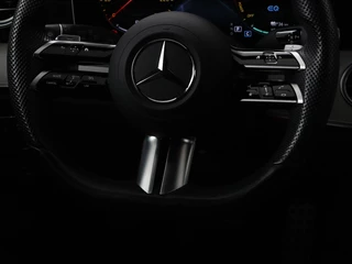 Mercedes-Benz E-Klasse Mercedes-Benz E-klasse 300e Business Solution AMG | Leder | Trekhaak |  Stoelverwarming | 360 camera | Carplay | Sfeerverlichting | Matrix LED | Keyless | Navigatie - afbeelding nr 9