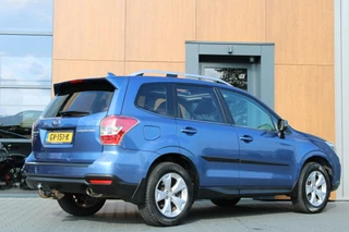 Subaru Forester Subaru Forester 2.0 Comfort | Pano | Trekhaak | Lederen bekleding - afbeelding nr 23