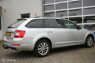 Škoda Octavia Skoda Octavia Combi 1.2 TSI Greentech Ambition ECC/NAVI/PDC - afbeelding nr 7