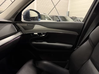 Volvo XC90 Volvo XC90 T8 Recharge AWD Inscription 7P. PANO/LUCHTVERING/TREKHAAK/H&K/360CAMERA/ACC/PILOT-ASSIST/LEER-SPORT/MEMORY/KEYLESS/CARPLAY/STANDKACHEL/PRIVACY/NET GROTE OH BEURT GEHAD!! - afbeelding nr 39