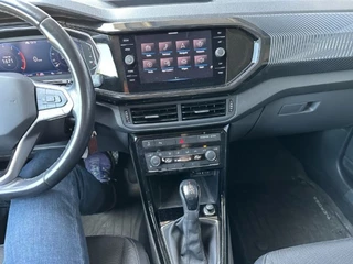 Volkswagen T-Cross Volkswagen T-Cross 1.0 TSI R-LINE TREKHAAK. CAMERA. ALL.IN. - afbeelding nr 9