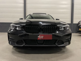 BMW 3 Serie PANO/HEAD-UP/ACC/LEER-SPORT/SFEER/CAMERA/KEYLESS/SHADOW-LINE/18