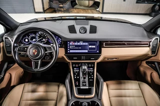 Porsche Cayenne Porsche Cayenne 3.0 E-Hybrid Platinum Edition|Innodrive|Pano - afbeelding nr 2