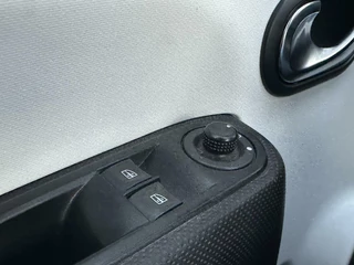 Renault Twingo Renault Twingo 1.0 SCe Dynamique Airco Cruise Lichtmetaal - afbeelding nr 20