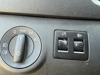Volkswagen Caddy Cruise Control/trekhaak/navigatie systeem - afbeelding nr 40