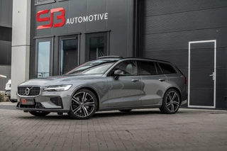 Volvo V60 Volvo V60 2.0 T6 340PK AWD R-Design Head Up|360|Pano|Bomvol! - afbeelding nr 3