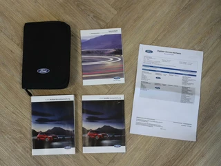 Ford Kuga Ford Kuga 2.5 PHEV ST-Line X | Elek. wegklapbare trekhaak | 19inch velgen | - afbeelding nr 23