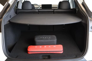 Tesla Model Y Tesla Model Y Long Range AWD 75 KWH - Premium audio - Warmtepomp - afbeelding nr 14
