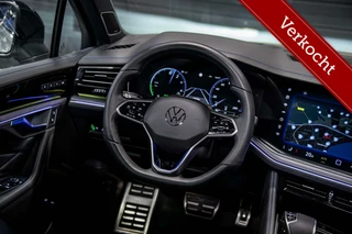Volkswagen Touareg Volkswagen Touareg R 3.0 TSi eHybrid 4MOTION | Alle opties | Panodak | Dynaudio | Massage | Nachtzicht | Trekhaak | 22 inch | - afbeelding nr 30
