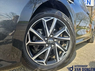 Toyota Yaris Toyota Yaris 1.5 Hybrid Dynamic | Nieuw Model / Dealer OH | Carplay / Cruise - afbeelding nr 3