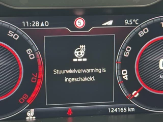 Škoda Karoq Skoda Karoq 1.5 TSI Sportline Automaat | Panoramadak | LED | Stoelverwarming | Adaptieve cruise control | Dode hoek detectie | Trekhaak uitklapbaar | Canton HiFi | Elektrisch bedienbare achterklep | Parkeersensoren voor en achter | Achteruitrijcamera - afbeelding nr 15