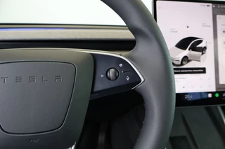 Tesla Model Y Tesla Model Y Long Range AWD 75 KWH - Premium audio - Warmtepomp - afbeelding nr 17