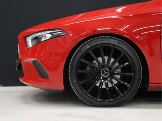 Mercedes-Benz A-Klasse [CAMERA, APPLE CARPLAY, ANDROID AUTO, STOELVERW., FLIPPERS, NIEUWSTAAT] - afbeelding nr 3
