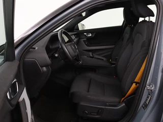 Polestar 2 Polestar 2 Long Range Dual Motor Launch Edition 78kWh |  Panoramadak | Trekhaak | Stoel & stuurverwarming | 360 camera | Adaptive cruise | Harman/Kardon | Carplay - afbeelding nr 4
