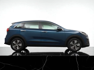 Kia Niro Kia Niro 1.6 GDi Hybrid DynamicPlusLine - Navigatie - Camera - Stoel- en stuurverwarming - Climate control - Trekhaak - Fabrieksgarantie tot 09-2027 - afbeelding nr 10