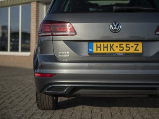 Volkswagen Golf Sportsvan | LED | Pano | Trekhaak wegklapb. | Park Assist | Voorruitverwarming | Camera achter | Winterpakket | Navi | ACC | Alarm | Spiegelpakket - afbeelding nr 35