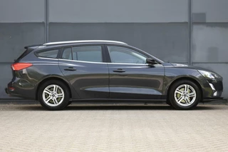 Ford Focus Ford Focus Wagon 1.0 EcoBoost Trend Edition Business|1e Eigenaar|TREKHAAK|CAMERA|NAVI|CARPLAY|CRUISE - afbeelding nr 21