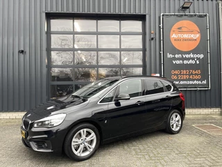 BMW 2 Serie Active Tourer 225xe iPerformance Centennial Executive HUD|KEYLESS|ACC|CAMERA|GROOT-NAVIGATIE|SFEERVERLICHTING|ORIGINEEL NL