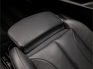 BMW 1 Serie Automaat (PANORAMADAK, M PAKKET, APPLE CARPLAY, GROOT NAVI, STOELVERWARMING, LEDEREN SPORTSTOELEN, CAMERA, GETINT GLAS, M SPORT BESTURING, SFEERVERLICHTING, NIEUWE APK, NIEUWSTAAT) - afbeelding nr 34