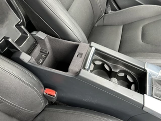 Volvo V60 Volvo V60 2.4 D6 AWD Plug-In Hybrid Momentum Navi Trekhaak Airco/ECC - afbeelding nr 25