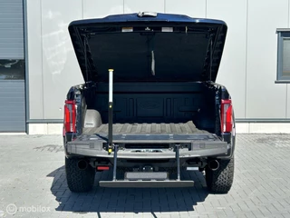 Ford Raptor Ford F150 Raptor  37
