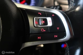 Volkswagen Polo Volkswagen Polo 1.2 TSI R-Line Carplay Navi 90 PK - afbeelding nr 22