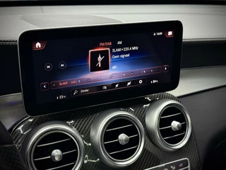 Mercedes-Benz GLC Mercedes GLC-klasse 300de 4MATIC AMG Panoramadak|Camera 360°|Burmester®|Luchtvering|Keyless|Night pakket|Trekhaak|Distronic|Multibeam LED|Sfeerverlichting - afbeelding nr 40