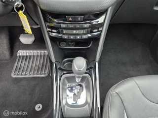 Peugeot 2008 PEUGEOT 2008 1.2 PURETECH ALLURE / 1e Eigenaar / Panoramadak / - afbeelding nr 22