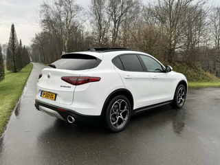 Alfa Romeo Stelvio Alfa Romeo Stelvio 2.0t Q4 Veloce 280pk, panodak, 20inch! - afbeelding nr 30