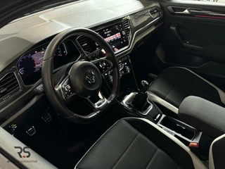 Volkswagen T-Roc Volkswagen T-Roc 1.5 TSI 150 pk handg. Sport Buss. R | Navi | Pano | LED | ACC | Virtual Cockpit | Camera | PDC | DAB | - afbeelding nr 5