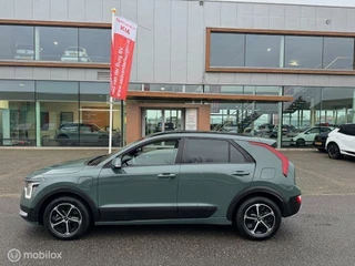 Kia Niro Kia Niro 1.6 GDi PHEV DynamicLine / Plug-in Hybride / Volledig elektrisch rijden 55 km / Apple Carplay of Android auto / Stoel en stuurverwarming / dealeronderhouden fab garantie 7 jaar / 150.000km - afbeelding nr 3