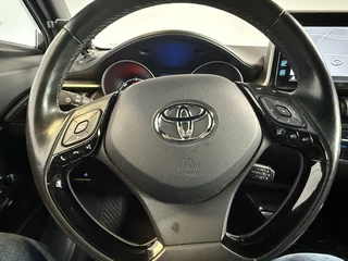 Toyota C-HR Toyota C-HR 1.8 Hybrid Bi-Tone | Navi | Dodehoek detectie - afbeelding nr 15